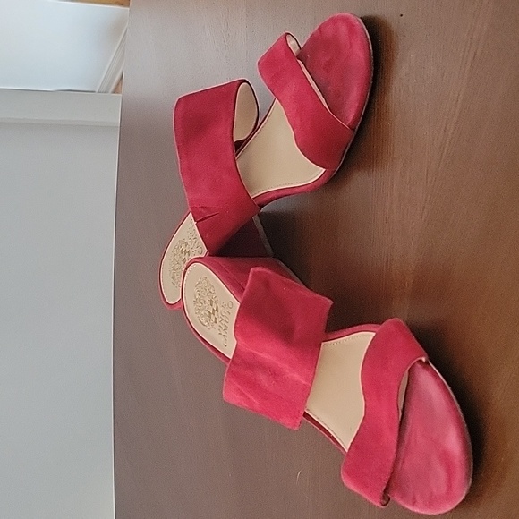 VINCE CAMUTO suede slide - Picture 3 of 5